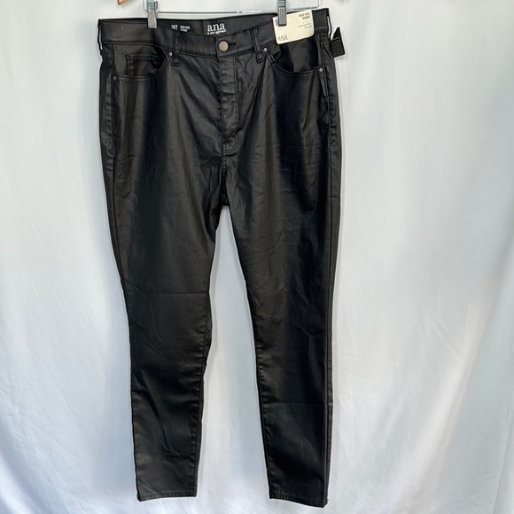 a.n.a Denim - ❤️3/$30 a.n.a High Rise Skinny Dark Rinse Denim Jeans NWT